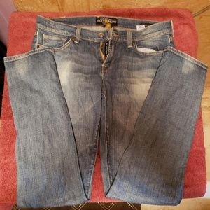 Lucky Jeans